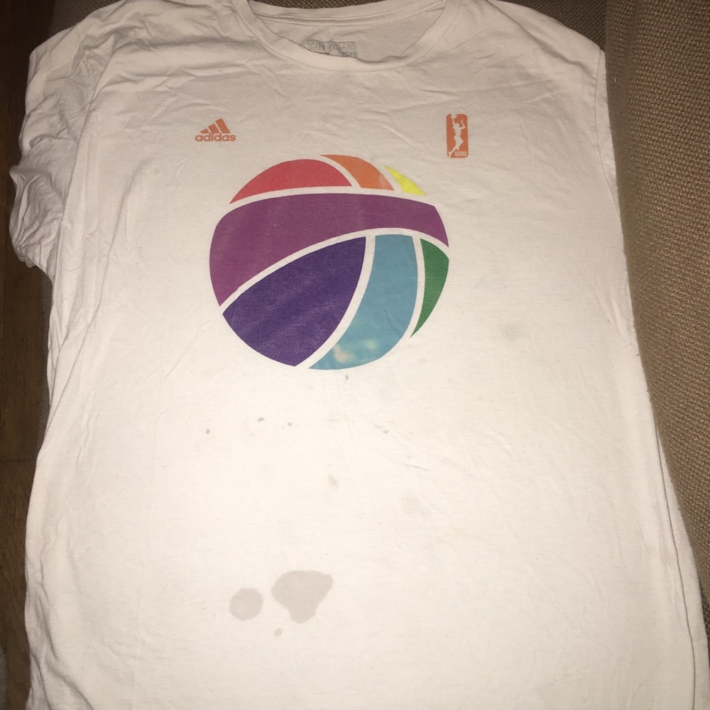 Graphic tee